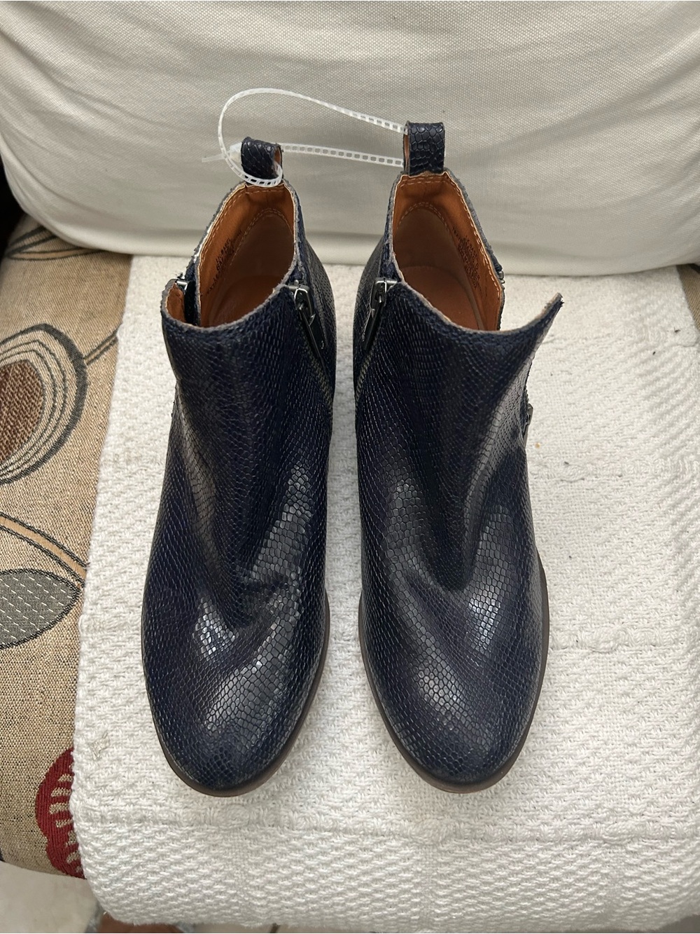Lucky Brand Navy Textured Leather Ankle Booties